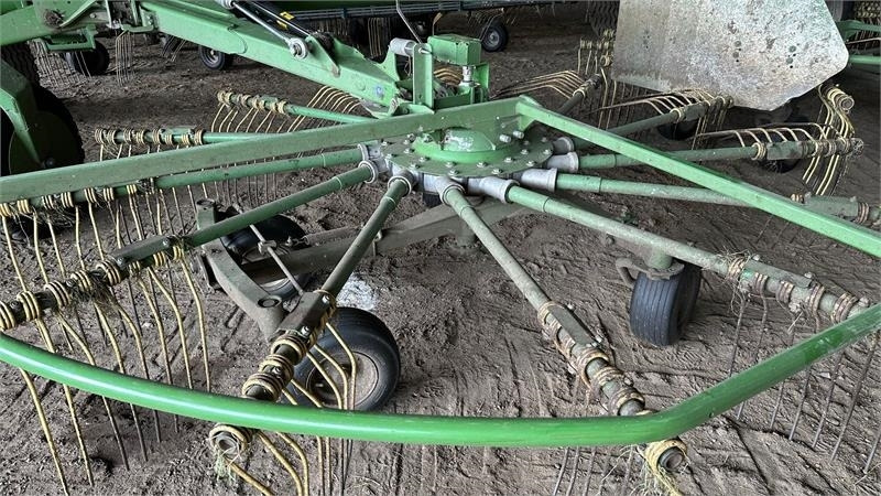 Krone Swadro 2000 TC  - Henificadora: foto 2 Krone Swadro 2000 TC  - Henificadora: foto 2