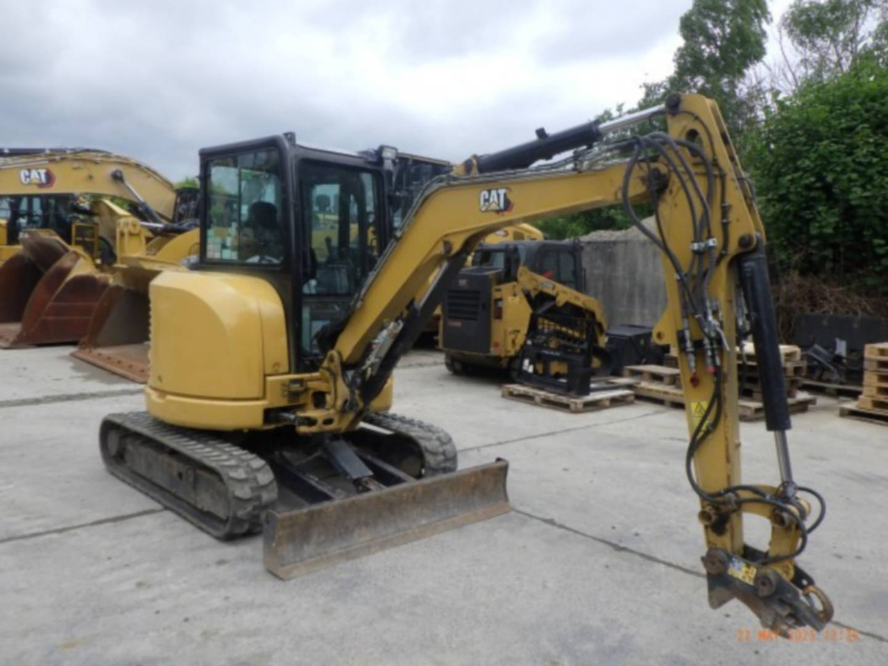 CAT 303.5E2CR - Excavadora de cadenas: foto 2 CAT 303.5E2CR - Excavadora de cadenas: foto 2