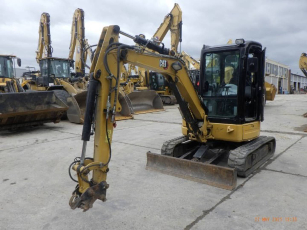 CAT 303.5E2CR - Excavadora de cadenas: foto 1 CAT 303.5E2CR - Excavadora de cadenas: foto 1