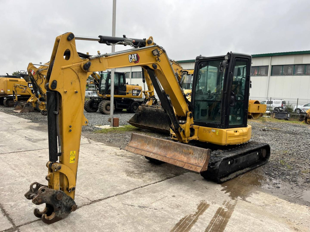 CAT 305E2CR - Excavadora de cadenas: foto 1 CAT 305E2CR - Excavadora de cadenas: foto 1