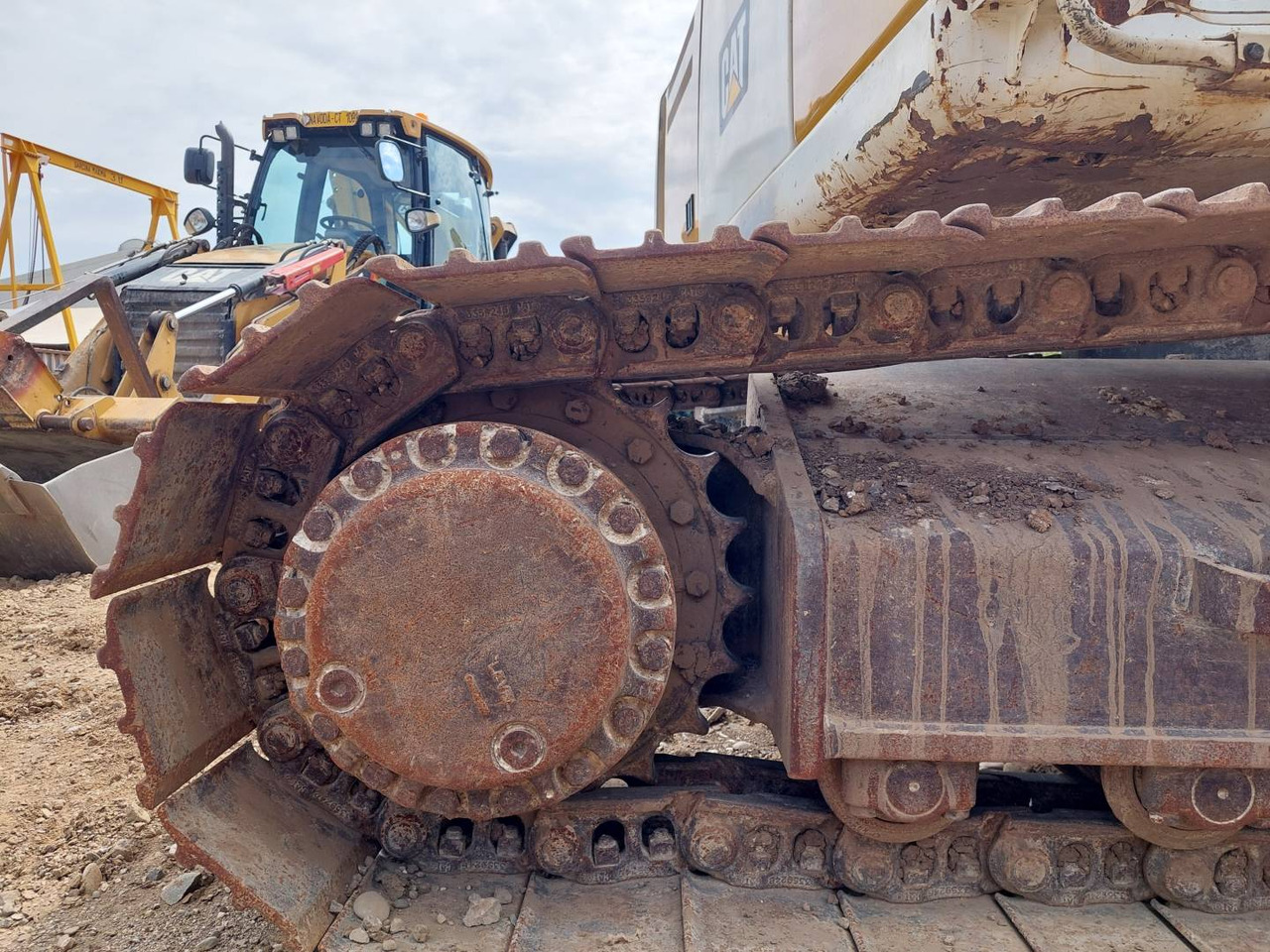 Excavadora de cadenas CAT 326FL: foto 12