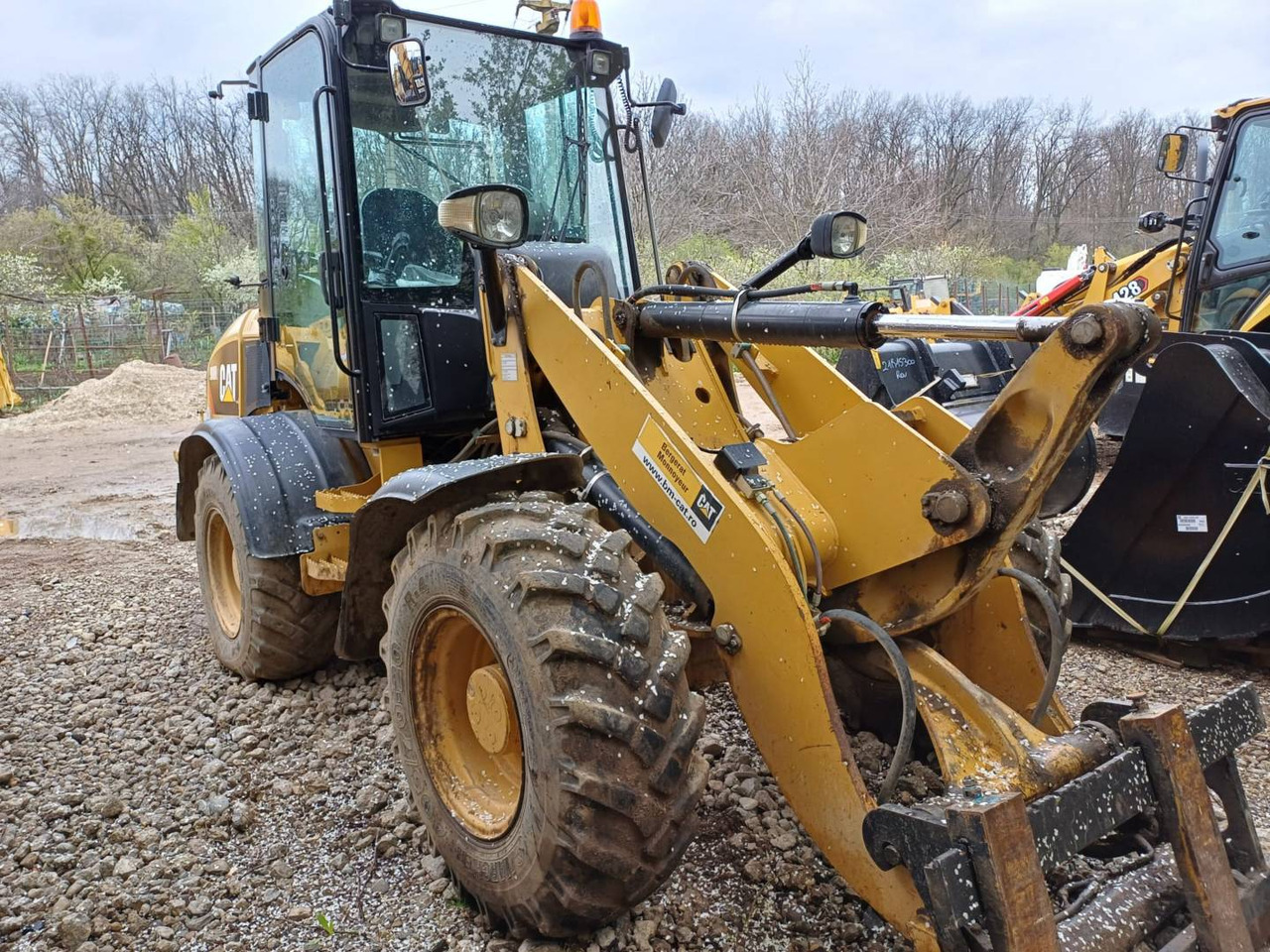 CAT 908H2 - Cargadora de ruedas: foto 2 CAT 908H2 - Cargadora de ruedas: foto 2