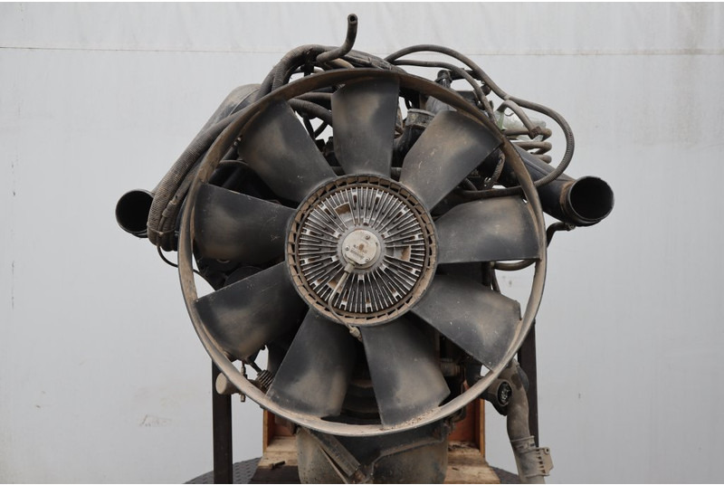 MAN D2866LF35 EURO2 360PS - Motor para Camión: foto 2 MAN D2866LF35 EURO2 360PS - Motor para Camión: foto 2