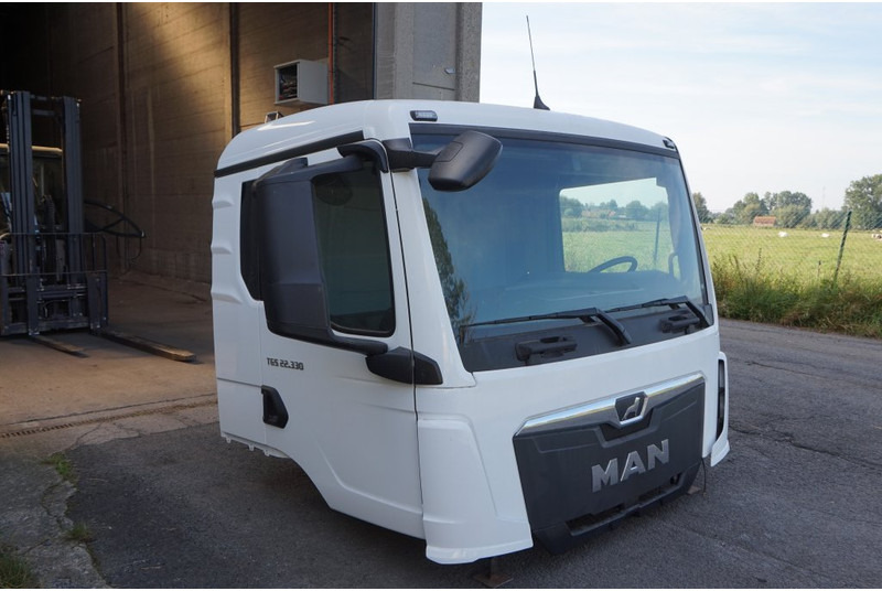 MAN TG3 NN CABINE NEW 81.60001.6003 - Cabina e interior para Camión: foto 2 MAN TG3 NN CABINE NEW 81.60001.6003 - Cabina e interior para Camión: foto 2