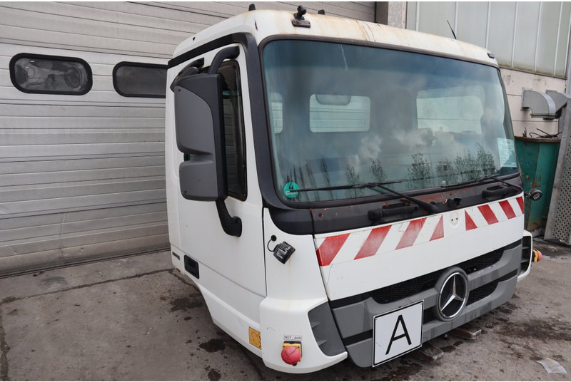 Mercedes-Benz ACTROS F07 MP3 94389915588371 - Cabina e interior para Camión: foto 2 Mercedes-Benz ACTROS F07 MP3 94389915588371 - Cabina e interior para Camión: foto 2