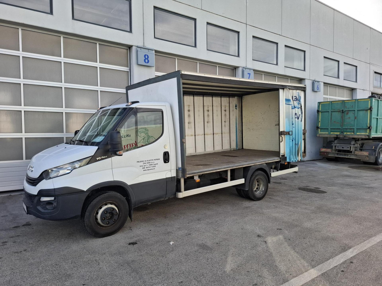 IVECO Daily 70C15 - Furgoneta con caja de lona: foto 5 IVECO Daily 70C15 - Furgoneta con caja de lona: foto 5