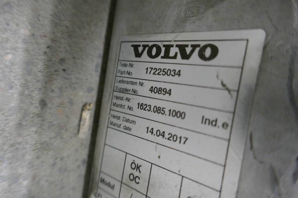 Volvo L180 HL kylare hydraulolja voe17225034 - Radiador para Maquinaria de construcción: foto 2 Volvo L180 HL kylare hydraulolja voe17225034 - Radiador para Maquinaria de construcción: foto 2