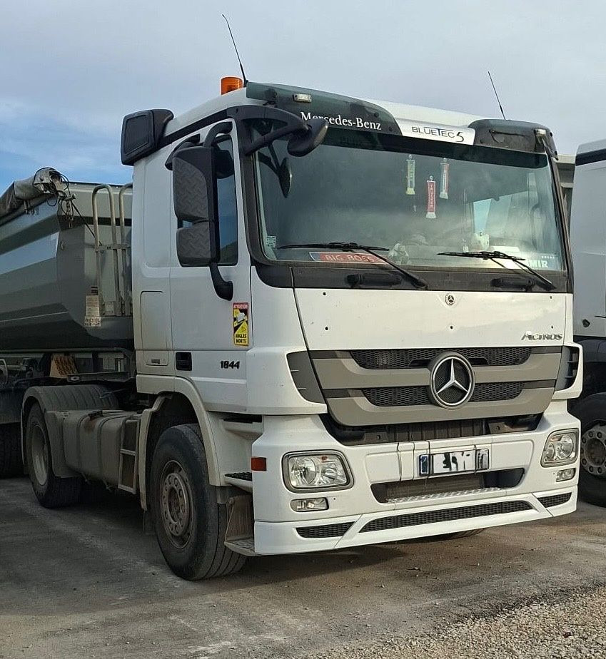 Mercedes-Benz Actros 1844 4x2, MP3, Euro 5 - Cabeza tractora: foto 1 Mercedes-Benz Actros 1844 4x2, MP3, Euro 5 - Cabeza tractora: foto 1