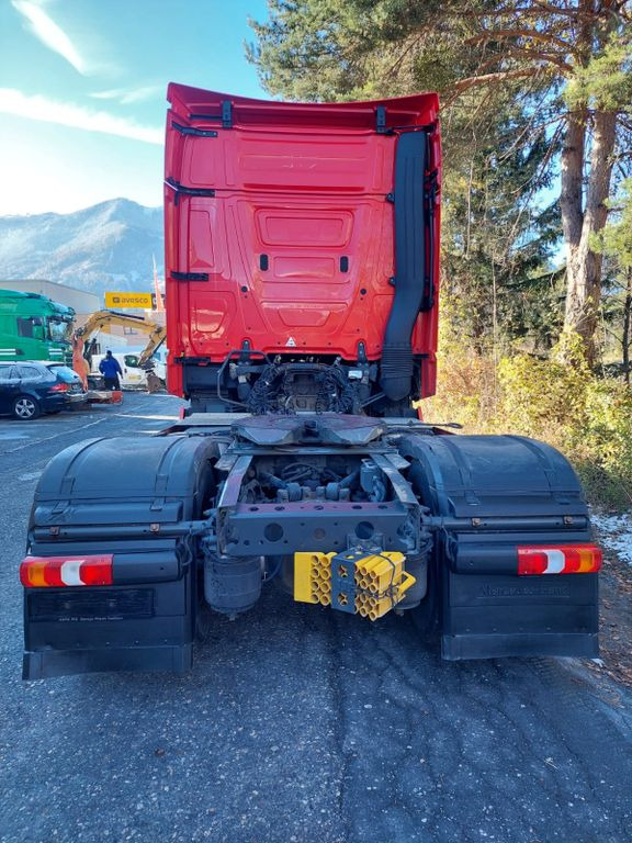 Mercedes-Benz Actros 1845 4x2, E6, Retarder, Schubbodenhydraul Mercedes-Benz Actros 1845 4x2, E6, Retarder, Schubbodenhydraul - Cabeza tractora: foto 4 Mercedes-Benz Actros 1845 4x2, E6, Retarder, Schubbodenhydraul Mercedes-Benz Actros 1845 4x2, E6, Retarder, Schubbodenhydraul - Cabeza tractora: foto 4
