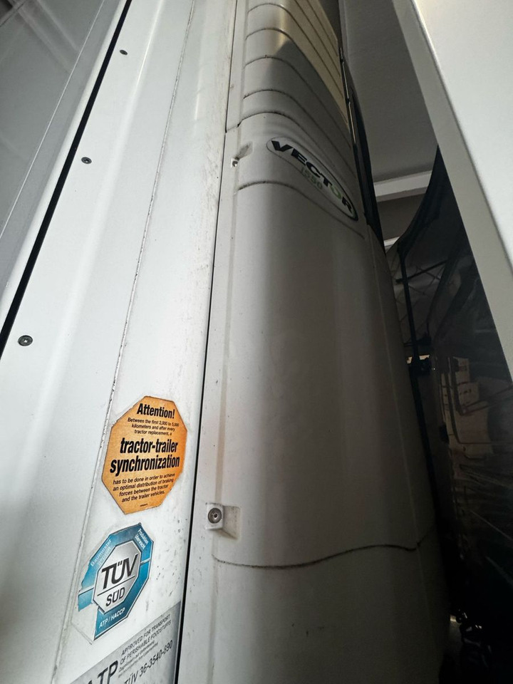 Krone SZ,Carrier Vector1550, -20C°,Duoplex steel - Semirremolque caja cerrada: foto 4 Krone SZ,Carrier Vector1550, -20C°,Duoplex steel - Semirremolque caja cerrada: foto 4