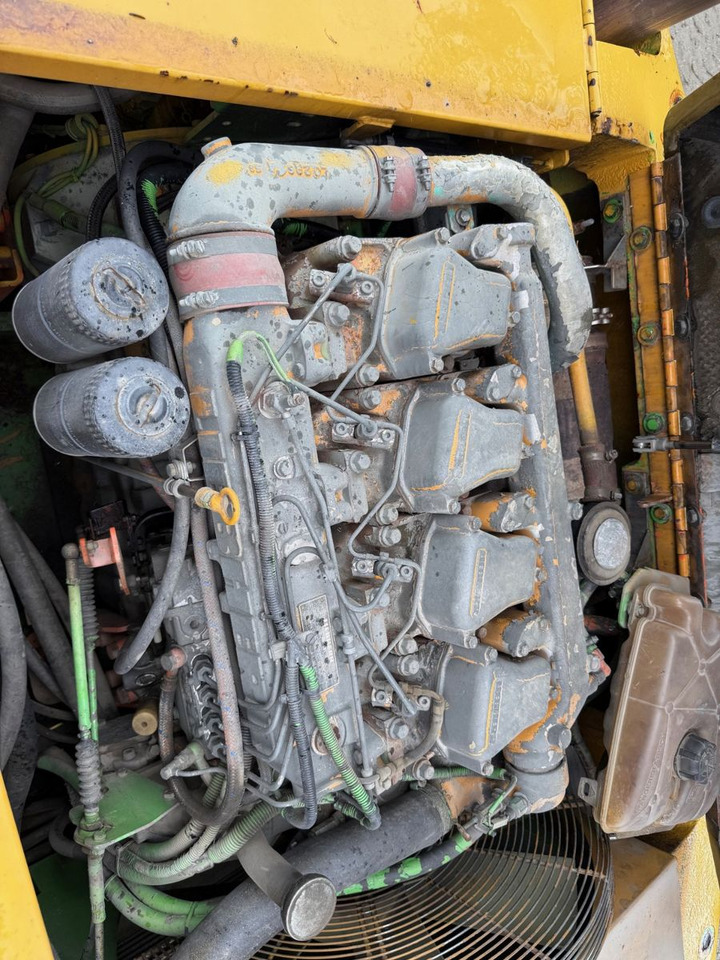 Leasing de Liebherr R902 STD Litronic, 12995hours, 3 buckets Liebherr R902 STD Litronic, 12995hours, 3 buckets: foto 13 Leasing de Liebherr R902 STD Litronic, 12995hours, 3 buckets Liebherr R902 STD Litronic, 12995hours, 3 buckets: foto 13