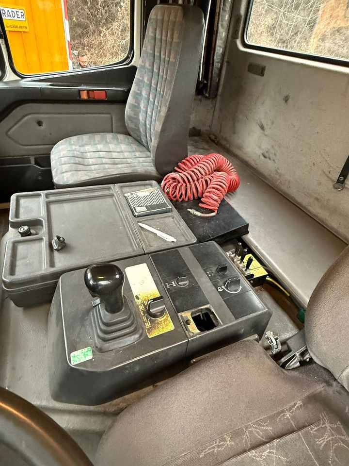 Camión multibasculante Mercedes-Benz SK 1831 K 4x2, Abroll: foto 7 Camión multibasculante Mercedes-Benz SK 1831 K 4x2, Abroll: foto 7