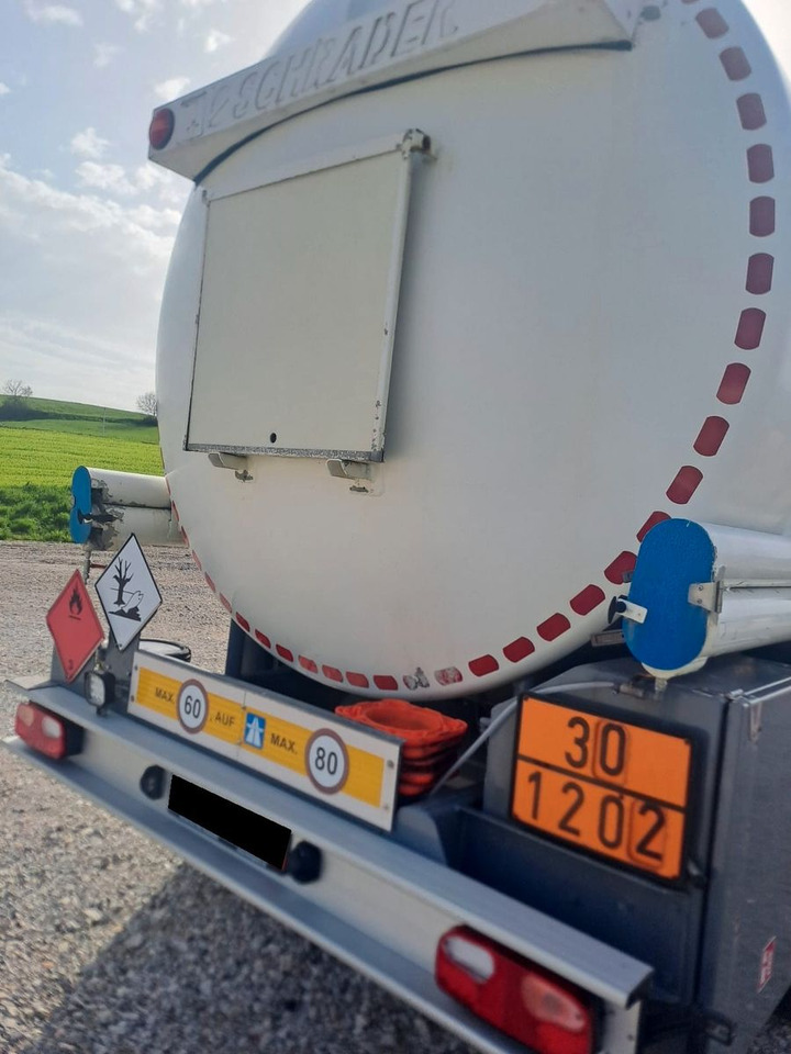 Schrader ADR, Treibstoff Diesel/Benzin, 4 Kammern, Sening Schrader ADR, Treibstoff Diesel/Benzin, 4 Kammern, Sening - Semirremolque cisterna: foto 4 Schrader ADR, Treibstoff Diesel/Benzin, 4 Kammern, Sening Schrader ADR, Treibstoff Diesel/Benzin, 4 Kammern, Sening - Semirremolque cisterna: foto 4