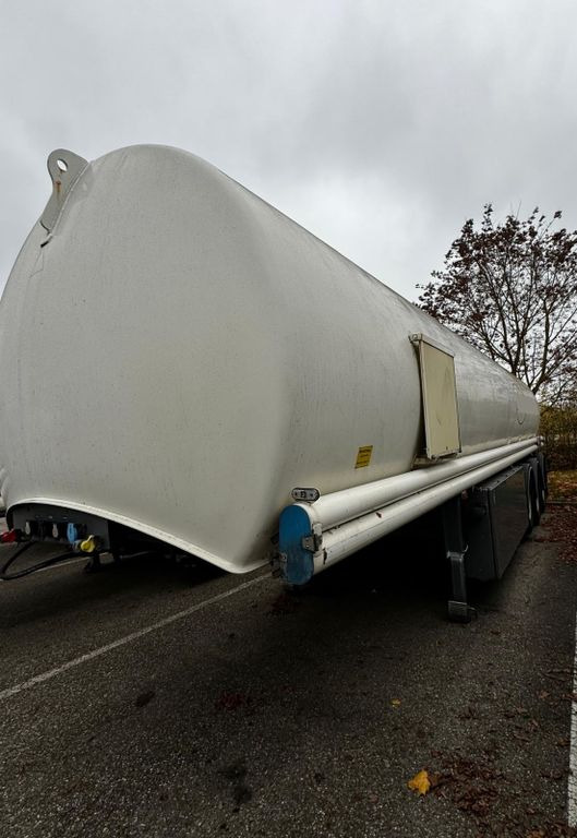 Schrader ADR, Treibstoff Diesel/Benzin, 4 Kammern, Sening - Semirremolque cisterna: foto 4 Schrader ADR, Treibstoff Diesel/Benzin, 4 Kammern, Sening - Semirremolque cisterna: foto 4