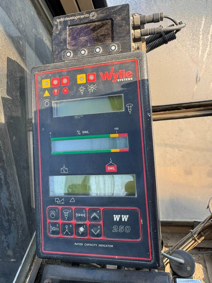 Grúa sobre orugas Hitachi KH300-3 PD: foto 7 Grúa sobre orugas Hitachi KH300-3 PD: foto 7