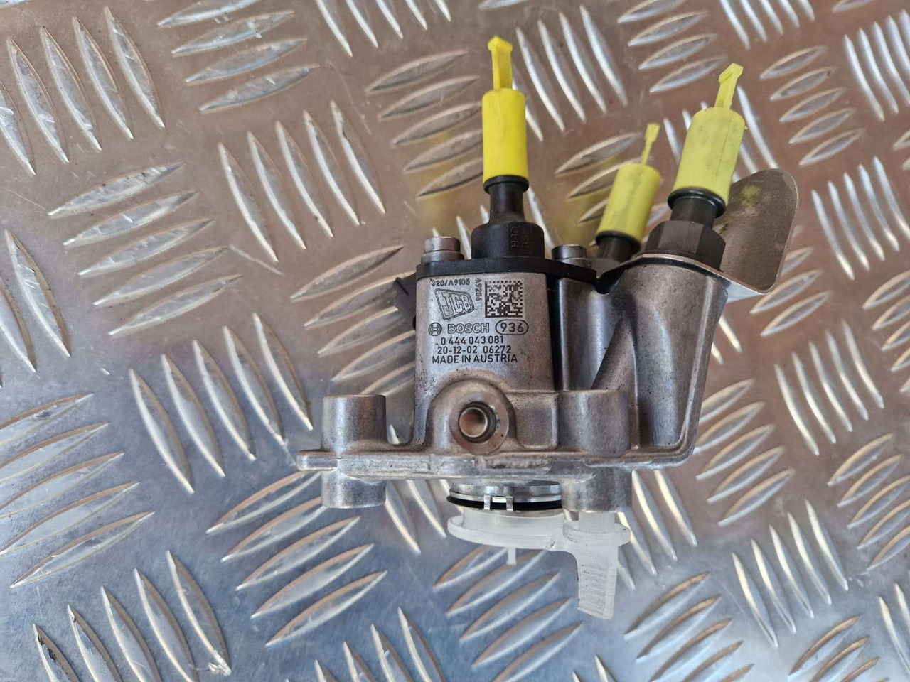 Genuine JCB BOSCH Dosing module 320/A9105 - Motor y piezas para Maquinaria de construcción: foto 2 Genuine JCB BOSCH Dosing module 320/A9105 - Motor y piezas para Maquinaria de construcción: foto 2