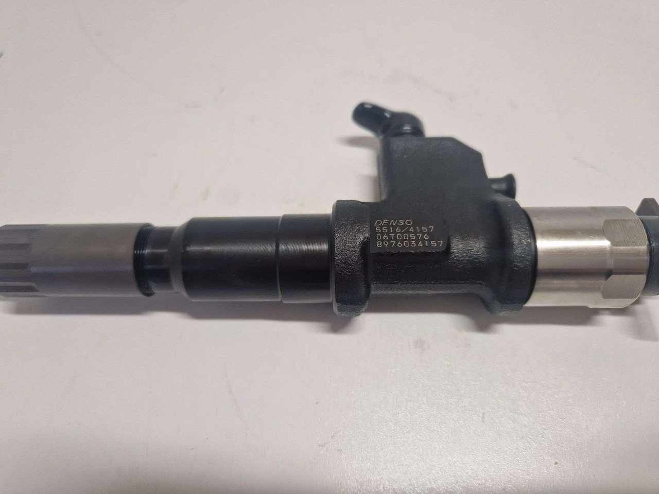 Isuzu 8976034157 Fuel Injector Denso 5516/4157 - Motor y piezas para Maquinaria de construcción: foto 2 Isuzu 8976034157 Fuel Injector Denso 5516/4157 - Motor y piezas para Maquinaria de construcción: foto 2