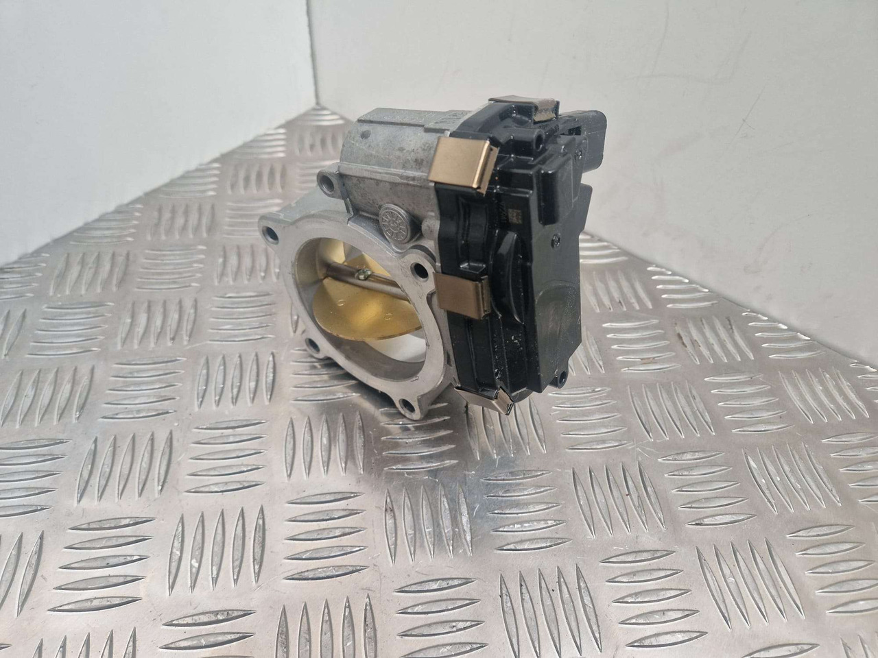 JCB hitachi throttle 320/05645 RMA72-800 - Motor y piezas para Maquinaria de construcción: foto 1 JCB hitachi throttle 320/05645 RMA72-800 - Motor y piezas para Maquinaria de construcción: foto 1
