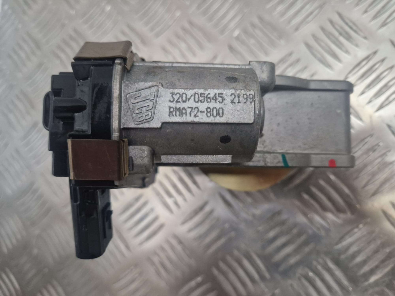 JCB hitachi throttle 320/05645 RMA72-800 - Motor y piezas para Maquinaria de construcción: foto 2 JCB hitachi throttle 320/05645 RMA72-800 - Motor y piezas para Maquinaria de construcción: foto 2