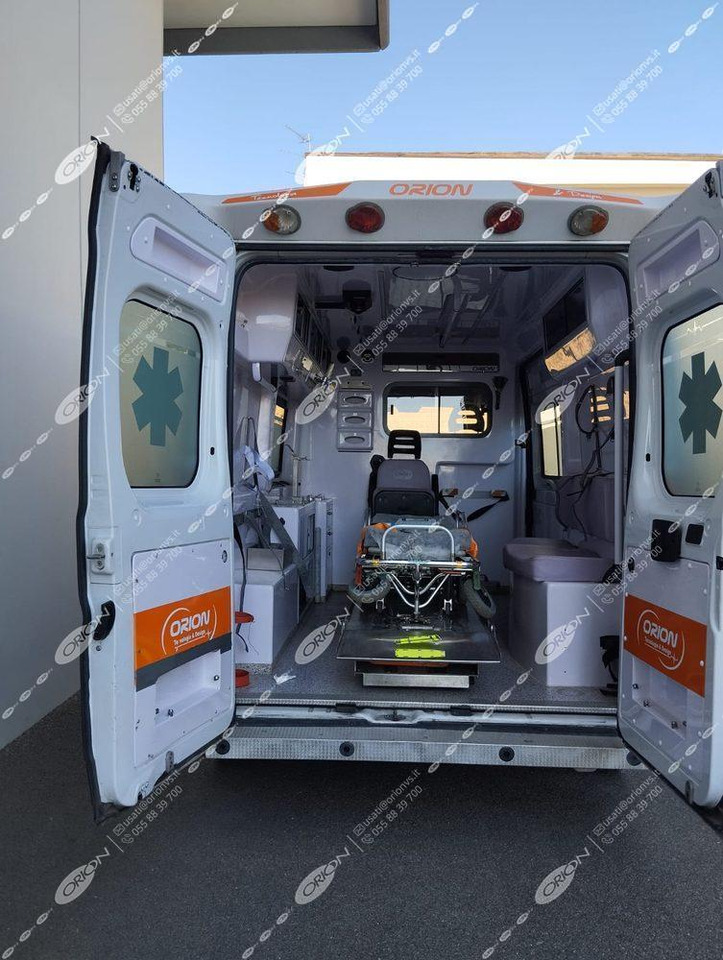 ORION FIAT 290 DUCATO - Ambulancia: foto 5 ORION FIAT 290 DUCATO - Ambulancia: foto 5