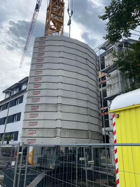 2015 Liebherr 81K - Grúa automontante: foto 5 2015 Liebherr 81K - Grúa automontante: foto 5