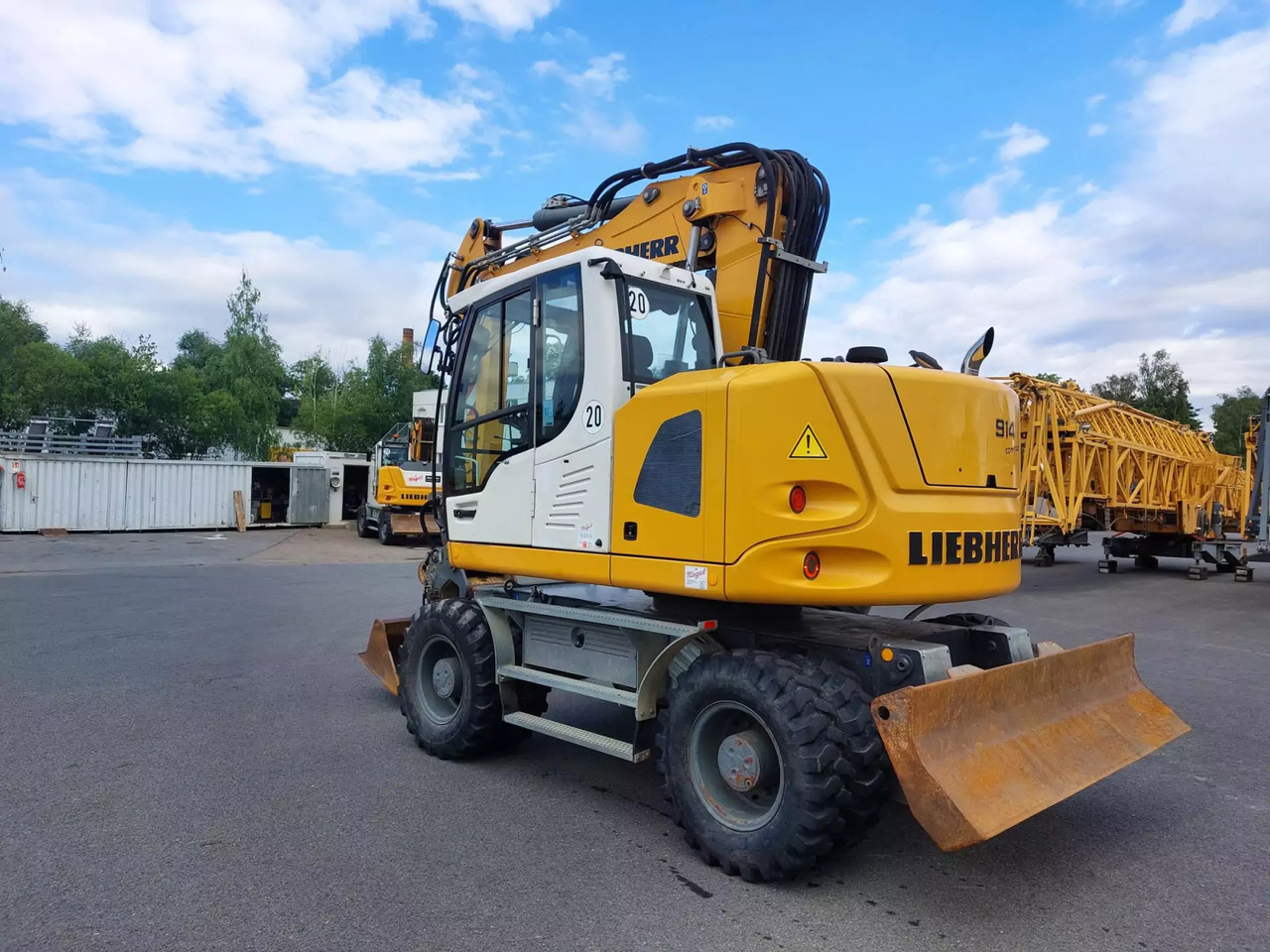 2015 Liebherr A 914 Compact - Excavadora de ruedas: foto 4 2015 Liebherr A 914 Compact - Excavadora de ruedas: foto 4