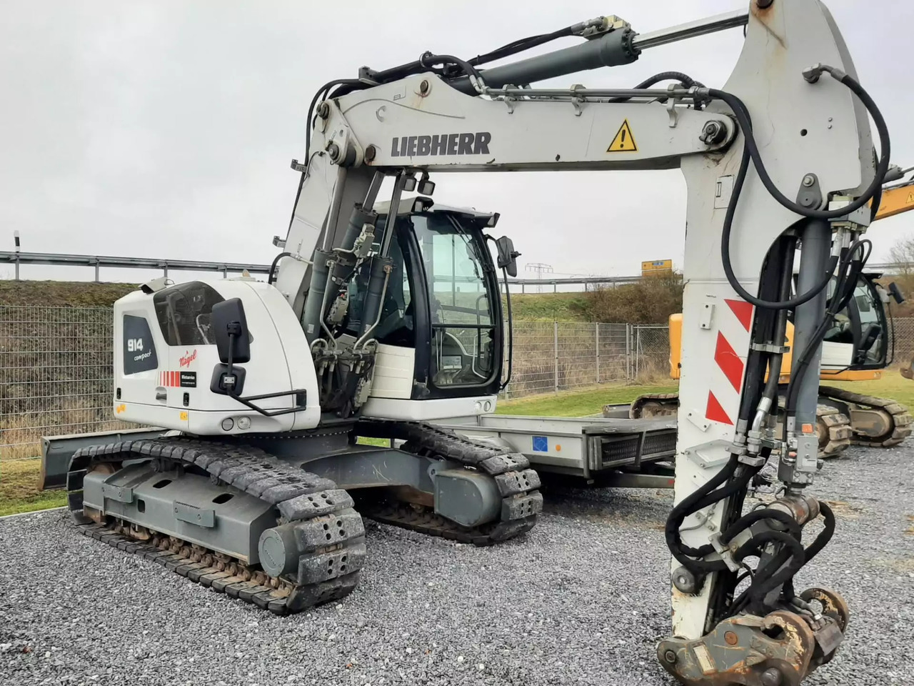 2015 Liebherr R 914Compact - Excavadora de cadenas: foto 1 2015 Liebherr R 914Compact - Excavadora de cadenas: foto 1