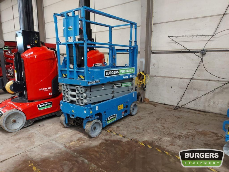 Genie GS1932 - Plataforma de tijeras: foto 1 Genie GS1932 - Plataforma de tijeras: foto 1