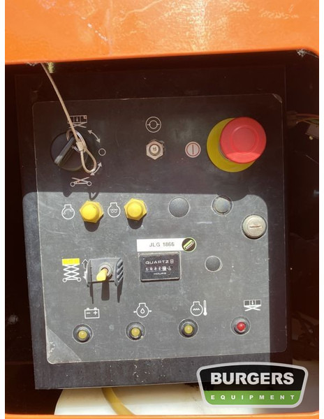 Plataforma de tijeras JLG 530LRT: foto 8