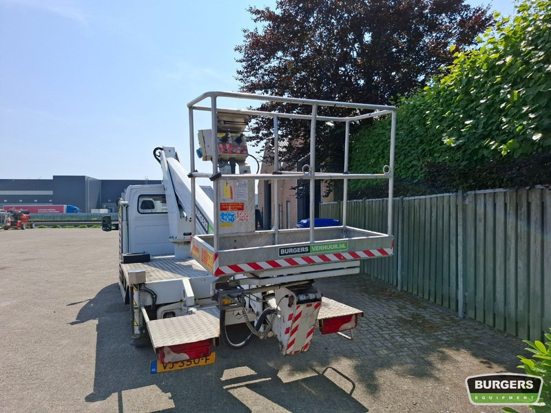Camión con plataforma elevadora Mercedes-Benz Sprinter CMC PLA 210: foto 10