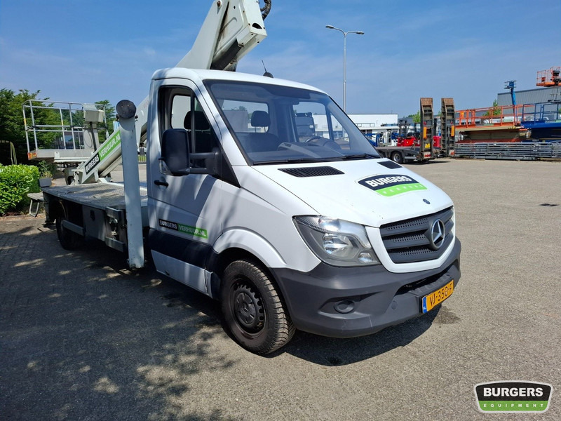 Camión con plataforma elevadora Mercedes-Benz Sprinter CMC PLA 210: foto 7