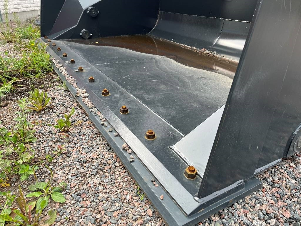 High tip bucket / Högtippande Skopa Volvo  - Cazo para Maquinaria de construcción: foto 4 High tip bucket / Högtippande Skopa Volvo  - Cazo para Maquinaria de construcción: foto 4