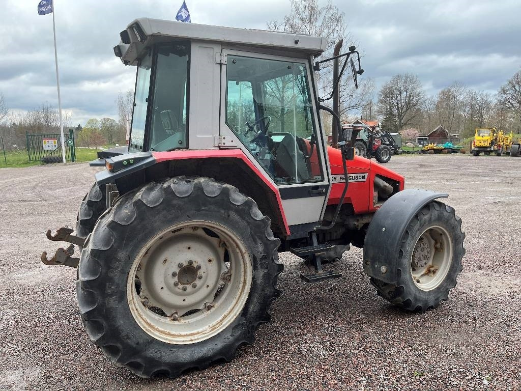 Massey Ferguson 3065 Dismantled. Only spare parts - Tractor: foto 2 Massey Ferguson 3065 Dismantled. Only spare parts - Tractor: foto 2