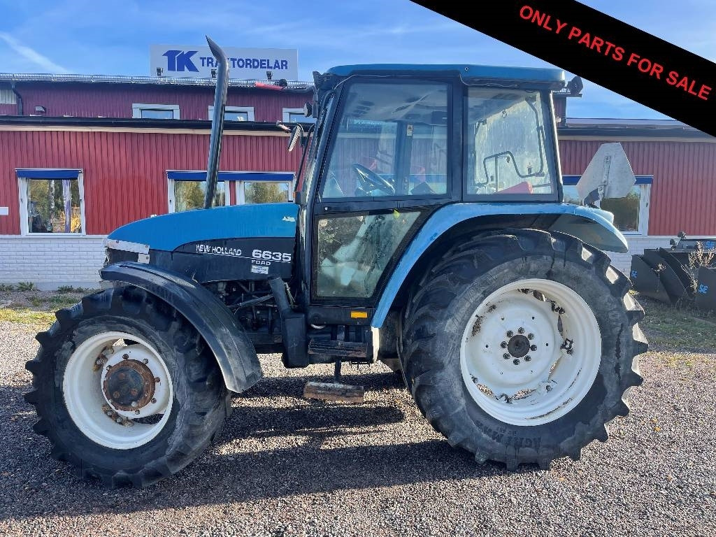 New Holland 6635 Dismantled: only spare parts - Tractor: foto 1 New Holland 6635 Dismantled: only spare parts - Tractor: foto 1