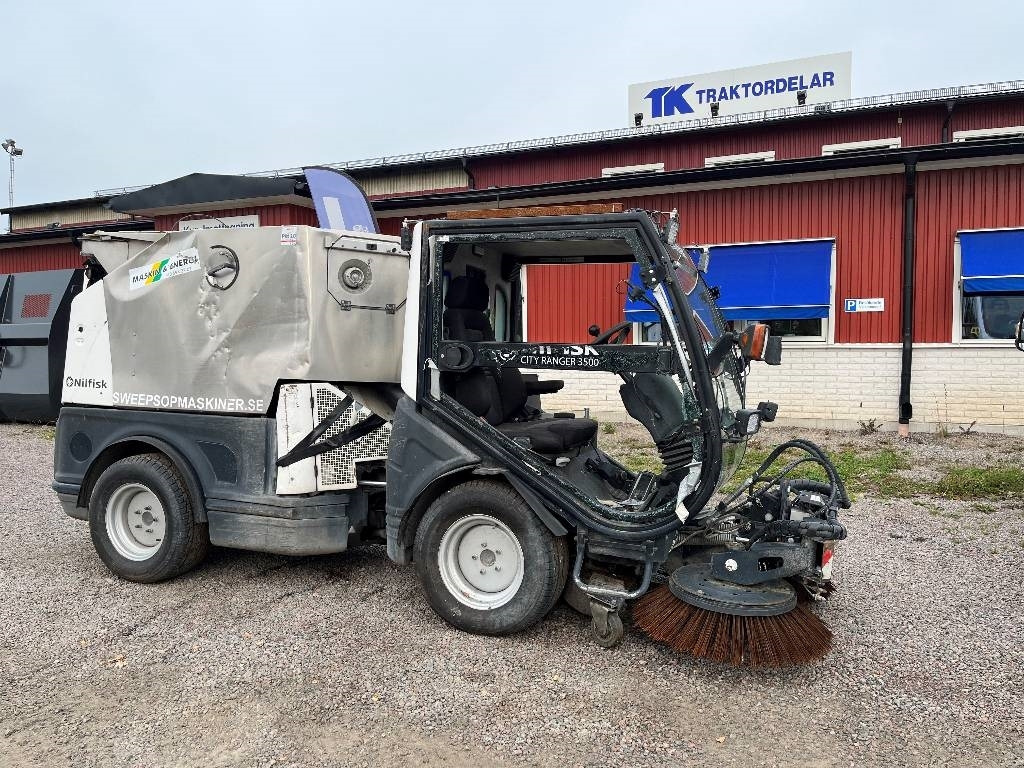 Nilfisk 3500 City Ranger Dismantled: only spare parts - Barredora vial: foto 4 Nilfisk 3500 City Ranger Dismantled: only spare parts - Barredora vial: foto 4