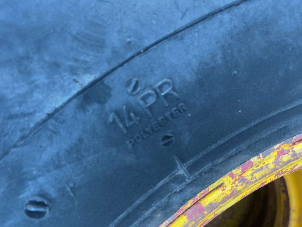 Nokian 18,4-34 14,9-24 till Volvo Bm 840 841 - Neumático para Maquinaria de construcción: foto 5 Nokian 18,4-34 14,9-24 till Volvo Bm 840 841 - Neumático para Maquinaria de construcción: foto 5