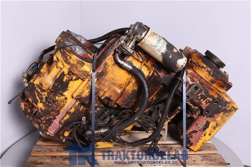 Volvo L 120 E - Caja de cambios para Maquinaria de construcción: foto 3 Volvo L 120 E - Caja de cambios para Maquinaria de construcción: foto 3