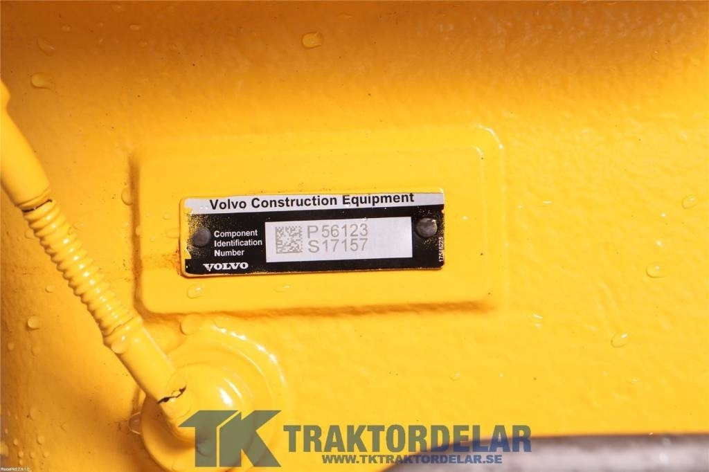 Volvo L 150 H Framvagn - Eje y piezas para Maquinaria de construcción: foto 3 Volvo L 150 H Framvagn - Eje y piezas para Maquinaria de construcción: foto 3
