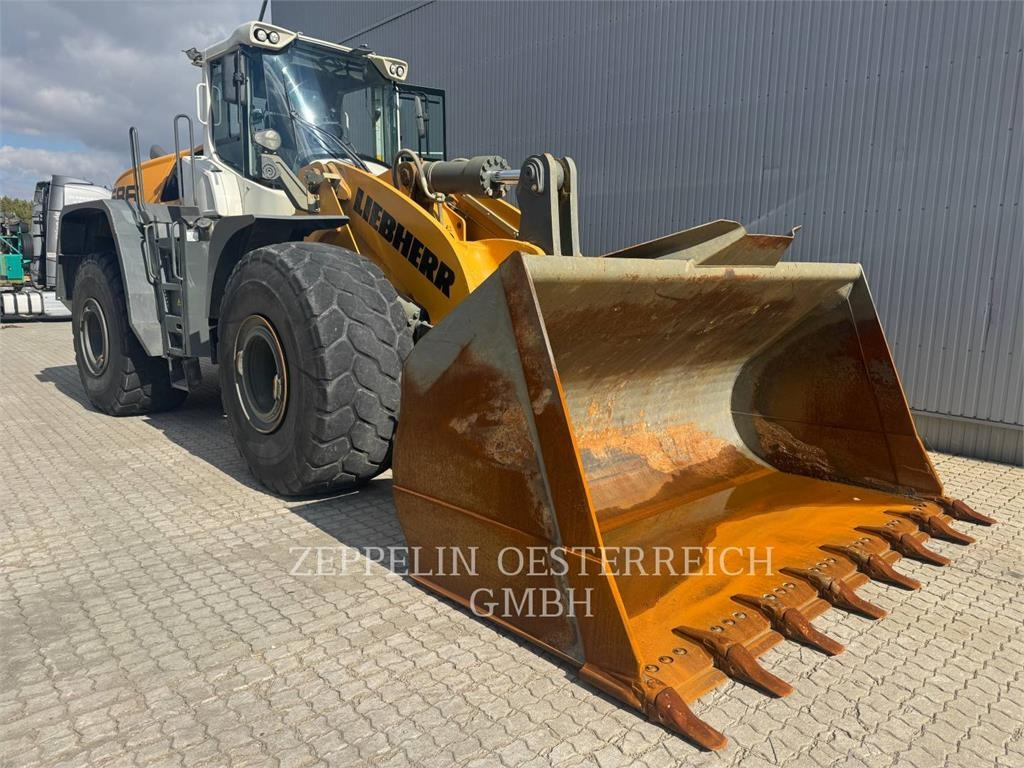 Liebherr L586 - Cargadora de ruedas: foto 2 Liebherr L586 - Cargadora de ruedas: foto 2