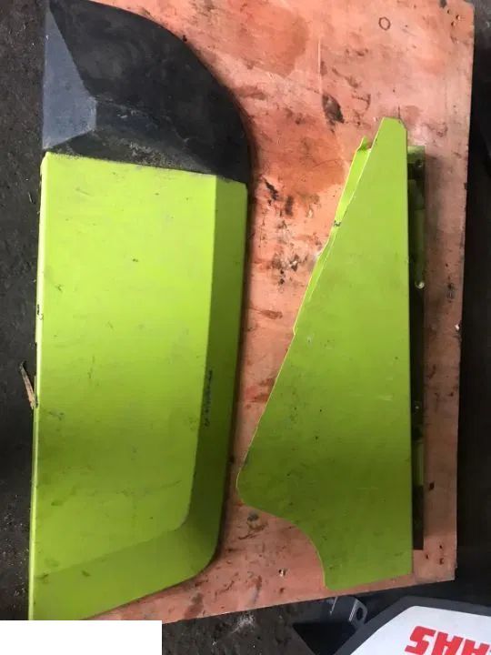 Boczek Maski - Claas Arion - Capota para Maquinaria agrícola: foto 1 Boczek Maski - Claas Arion - Capota para Maquinaria agrícola: foto 1