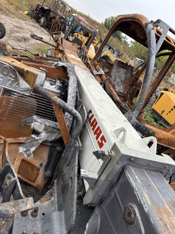 CLAAS Scorpion 7044 Siłownik Wysuwania Podnoszenia - Hidráulica para Maquinaria agrícola: foto 1 CLAAS Scorpion 7044 Siłownik Wysuwania Podnoszenia - Hidráulica para Maquinaria agrícola: foto 1