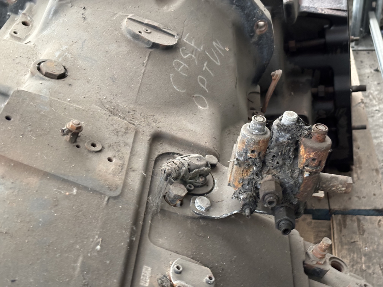 CNH 47639631 Skrzynia Biegów AutoCommand New Holland T7. 275 Case 270 Optum - Caja de cambios para Maquinaria agrícola: foto 5 CNH 47639631 Skrzynia Biegów AutoCommand New Holland T7. 275 Case 270 Optum - Caja de cambios para Maquinaria agrícola: foto 5