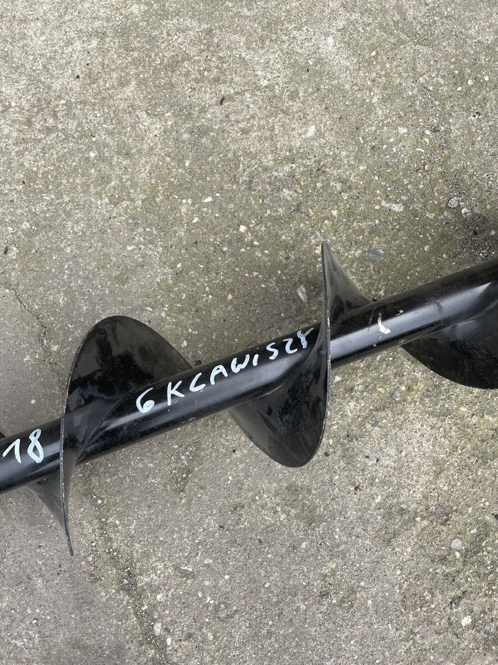 Claas Dominator Mega - ślimak ziarna 6 klawiszy 618523 0006185230 - Taladro para tierra para Maquinaria agrícola: foto 5 Claas Dominator Mega - ślimak ziarna 6 klawiszy 618523 0006185230 - Taladro para tierra para Maquinaria agrícola: foto 5