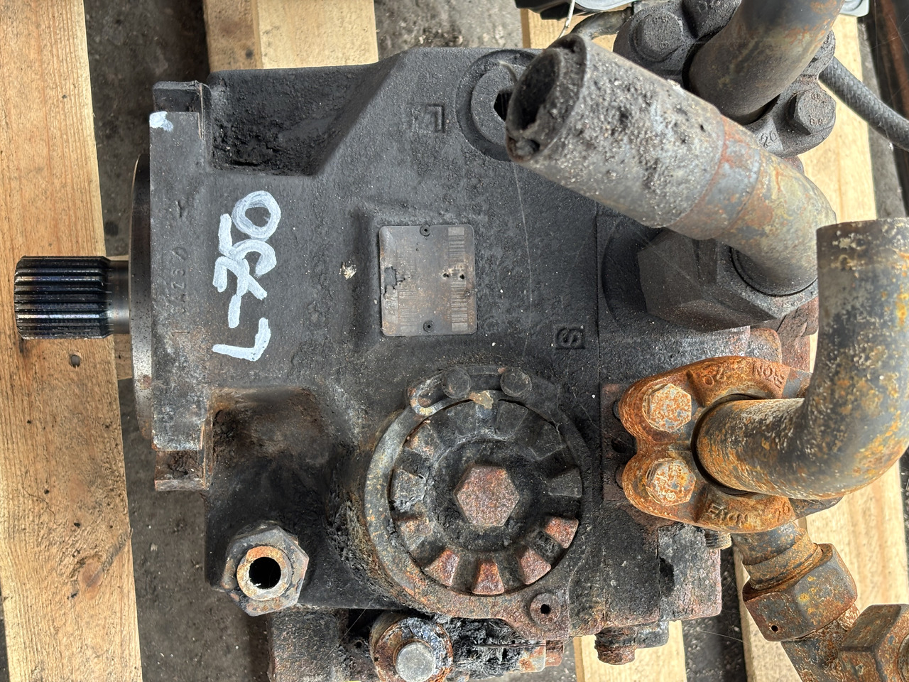 Claas Lexion 620 630 650 660 670 750 760 Pompa Hydrauliczna Hydrostat 0018024651 CZĘŚCI - Bomba hidráulica para Maquinaria agrícola: foto 3 Claas Lexion 620 630 650 660 670 750 760 Pompa Hydrauliczna Hydrostat 0018024651 CZĘŚCI - Bomba hidráulica para Maquinaria agrícola: foto 3