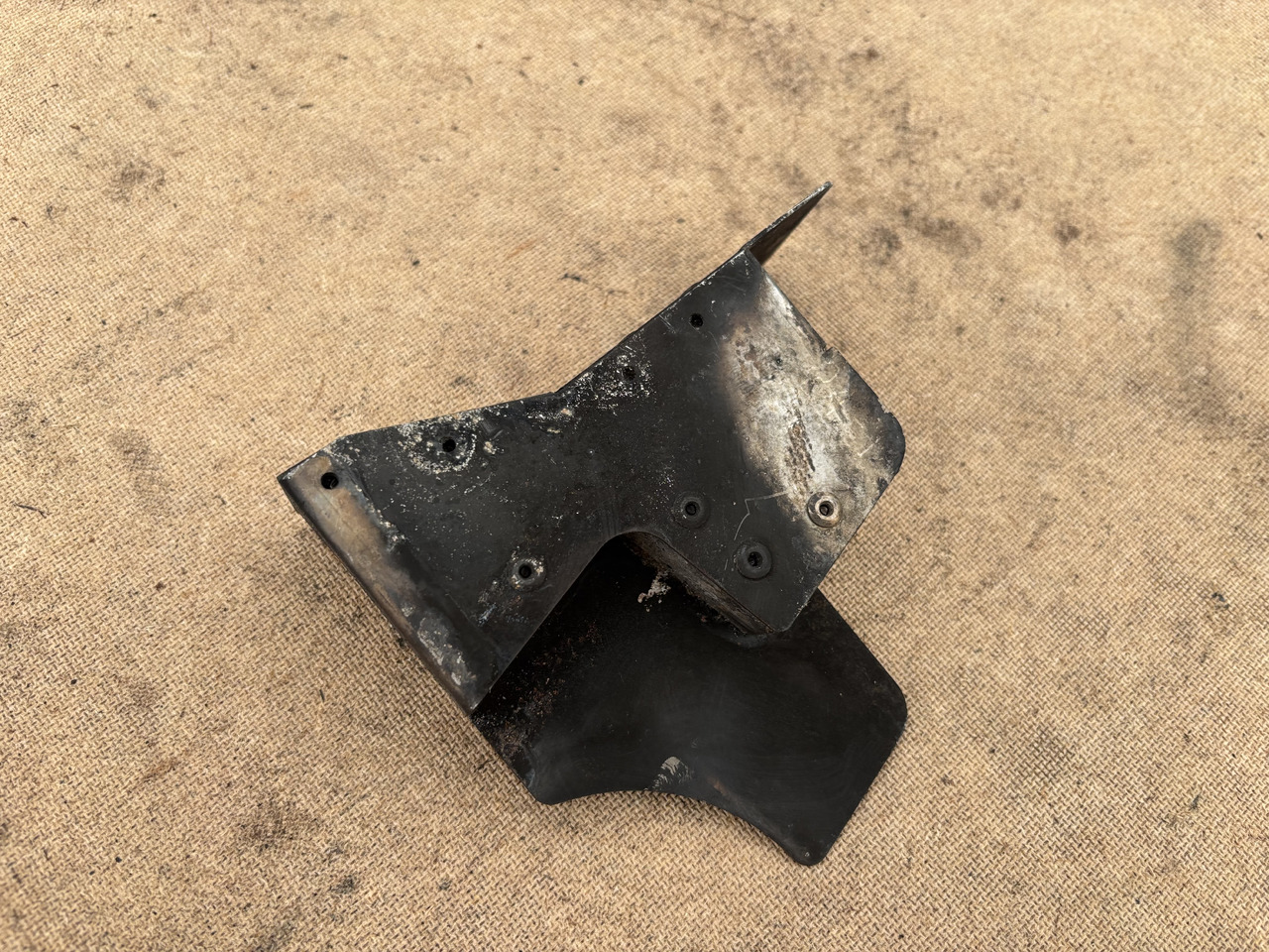 Claas Lexion 780 Obudowa Osłona Maska 00 0781 224 0 00 7812240 - Capota para Cosechadora de granos: foto 3 Claas Lexion 780 Obudowa Osłona Maska 00 0781 224 0 00 7812240 - Capota para Cosechadora de granos: foto 3