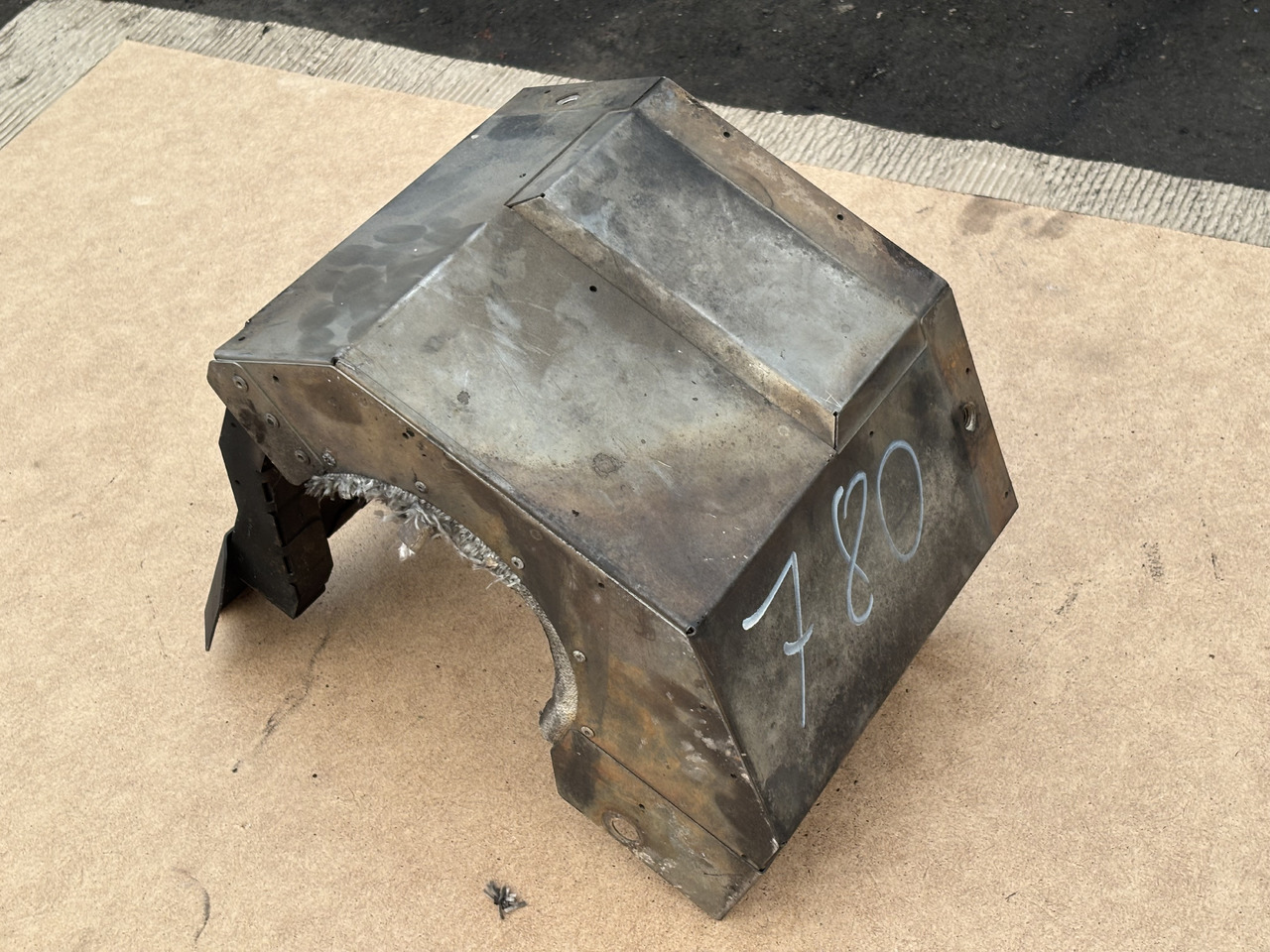 Claas Lexion 780 Osłona Obudowa Maska 00 0781 219 0 00 0781 226 0 0007812190 0007812260 - Capota para Cosechadora de granos: foto 1 Claas Lexion 780 Osłona Obudowa Maska 00 0781 219 0 00 0781 226 0 0007812190 0007812260 - Capota para Cosechadora de granos: foto 1