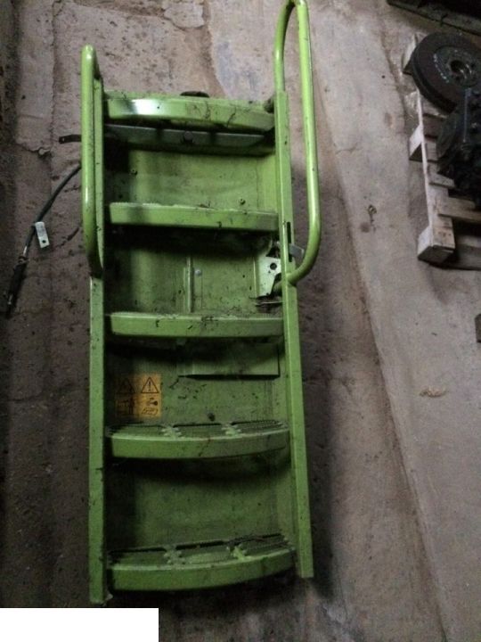 Claas Lexion Schody / Stopnica - Peldaño para Maquinaria agrícola: foto 1 Claas Lexion Schody / Stopnica - Peldaño para Maquinaria agrícola: foto 1