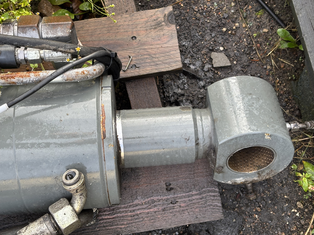 Claas Scorpion 7055 Siłownik Podnoszenia 0013048390   00 1304 839 0 - Cilindro hidráulico para Manipulador telescópico: foto 5 Claas Scorpion 7055 Siłownik Podnoszenia 0013048390   00 1304 839 0 - Cilindro hidráulico para Manipulador telescópico: foto 5