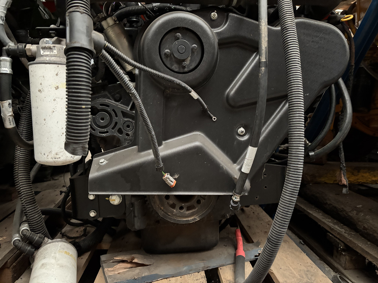 DEUTZ 3.6 75 KM (55.4 kW) Silnik CZĘŚCI Manitou MT1033TCD3.6L04 MT 1033 TCD 3.6 L04 C4DI90 - Motor y piezas para Maquinaria de construcción: foto 5 DEUTZ 3.6 75 KM (55.4 kW) Silnik CZĘŚCI Manitou MT1033TCD3.6L04 MT 1033 TCD 3.6 L04 C4DI90 - Motor y piezas para Maquinaria de construcción: foto 5