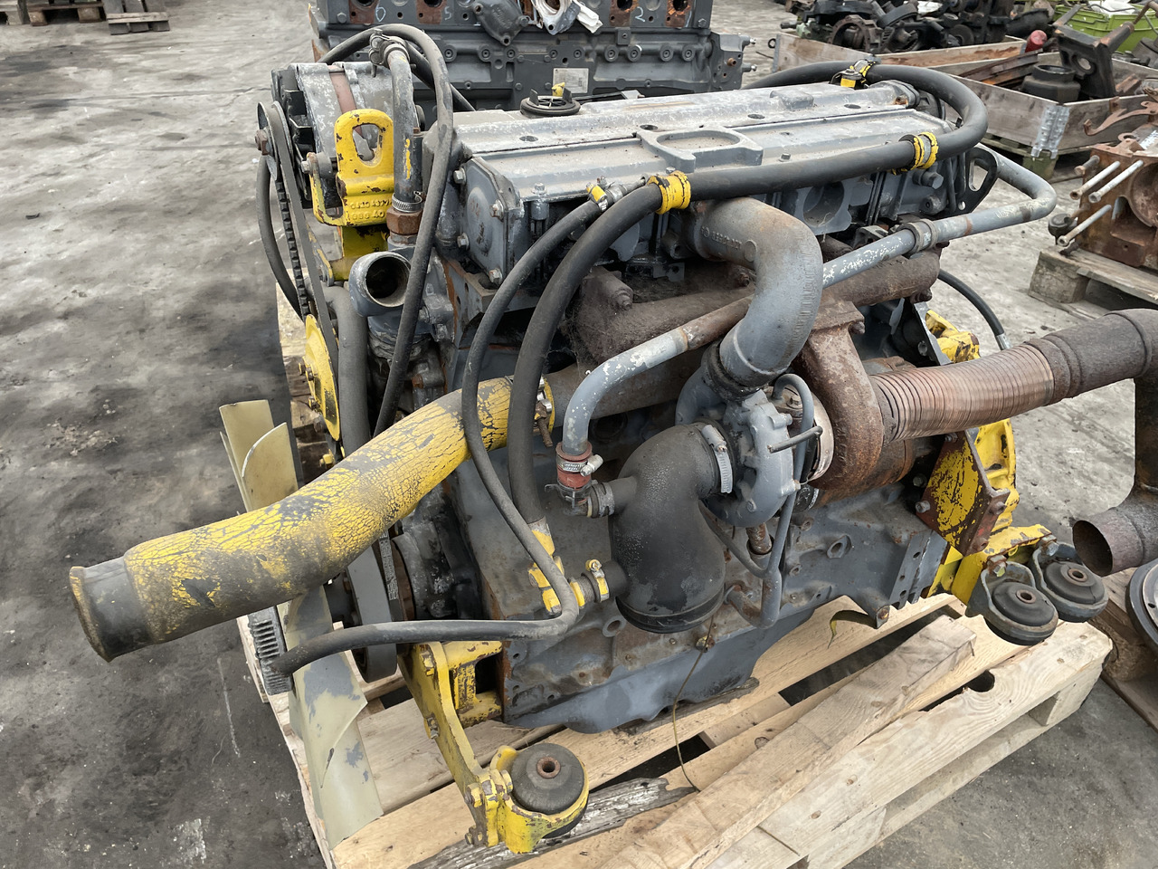 Deutz F4L912 - silnik - Motor para Maquinaria de construcción: foto 3 Deutz F4L912 - silnik - Motor para Maquinaria de construcción: foto 3